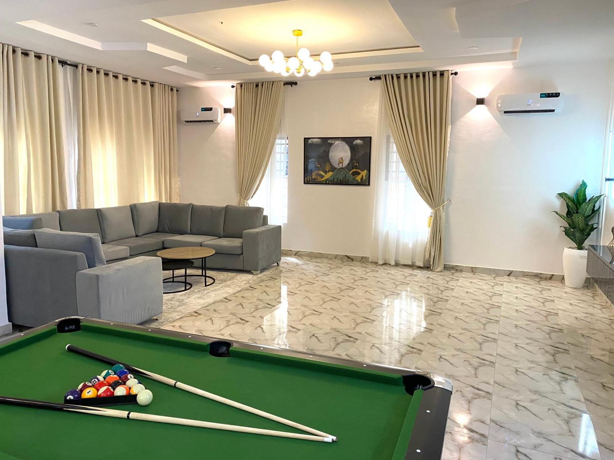 Appartamento Luxe Haven Lekki Esterno foto